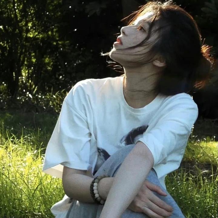 村主任和他的女友